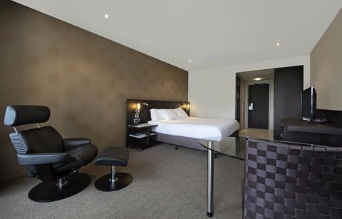 Hilton Darwin - Great Ocean Road Tourism 26