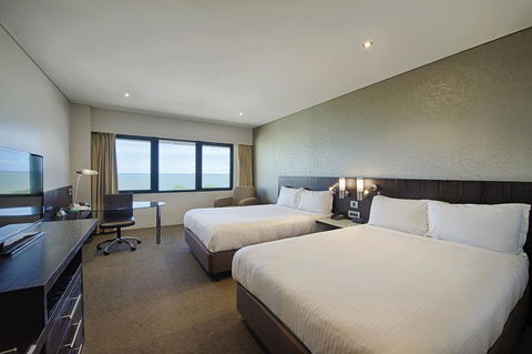 Hilton Darwin - Great Ocean Road Tourism 14