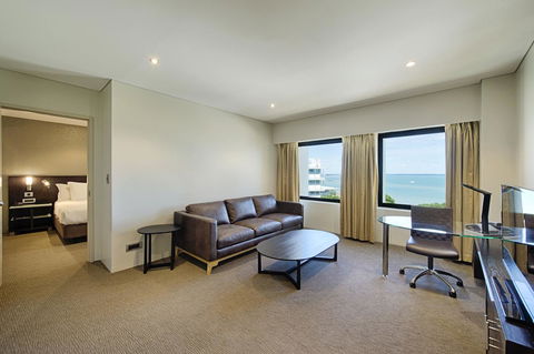 Hilton Darwin - Great Ocean Road Tourism 12