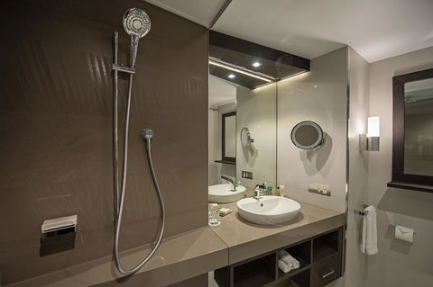 Hilton Darwin - Great Ocean Road Tourism 25