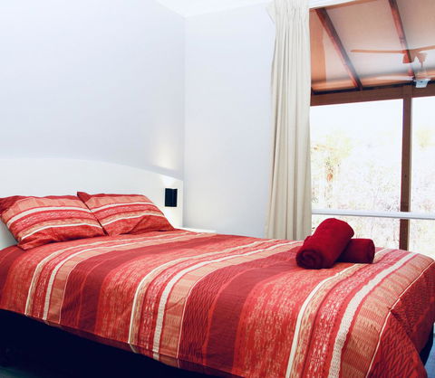 Erldunda Desert Oaks Resort - Great Ocean Road Tourism 4