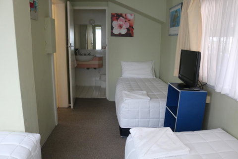 Golden Sands Motor Inn - Great Ocean Road Tourism 22
