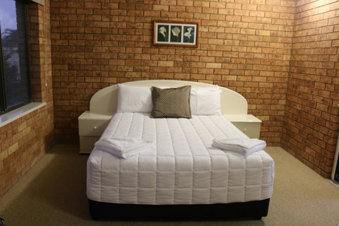 Golden Sands Motor Inn - Great Ocean Road Tourism 0