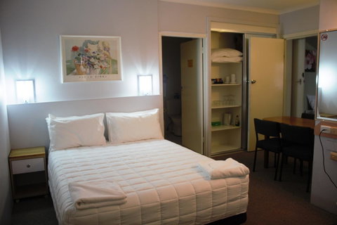 Golden Sands Motor Inn - Great Ocean Road Tourism 1