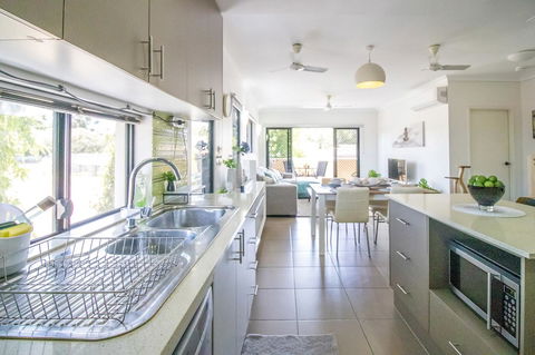 ZEN QUEST - The NOMADS PAD Near Nightcliff Markets & Sunset Foreshore - Great Ocean Road Tourism 25
