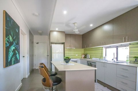 ZEN QUEST - The NOMADS PAD Near Nightcliff Markets & Sunset Foreshore - Great Ocean Road Tourism 27