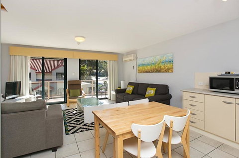 Nelson Bay Breeze - Great Ocean Road Tourism 19