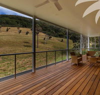 Bombora  Bluey's Beach - Great Ocean Road Tourism