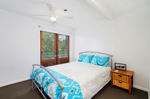 BONNY BEACH HOUSE - Holiday Accomodation With Pool - Great Ocean Road Tourism 2