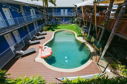Bounce Cairns - Great Ocean Road Tourism 0