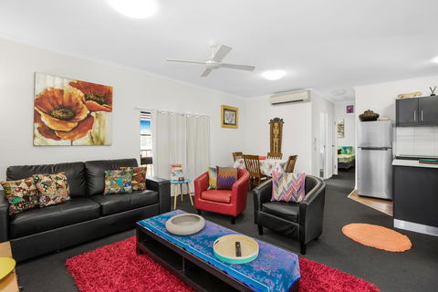 BOUTIQUE APARTMENTS BEACH LOCATION - Great Ocean Road Tourism 0