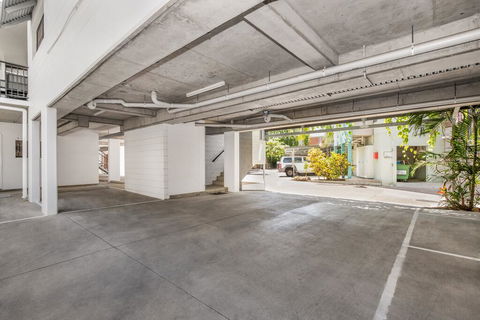 BOUTIQUE APARTMENTS BEACH LOCATION - Great Ocean Road Tourism 1