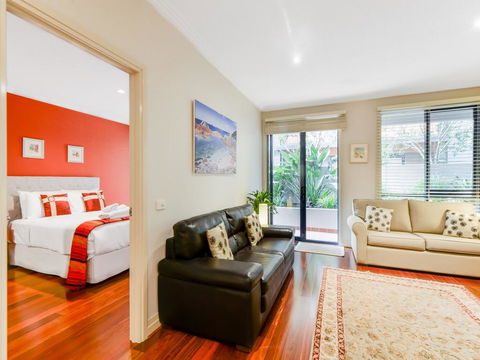 Boutique Stays - River Boulevard, Richmond Apartment - Great Ocean Road Tourism 0