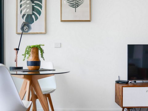 Boutique Stays - Vox Vibe, Prahran Apartment - Great Ocean Road Tourism 1