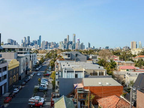 Boutique Stays - Zinc 501, Port Melbourne - Great Ocean Road Tourism 1