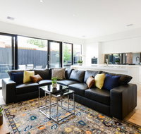 Boutique Stays-Murrumbeena Place 1 - Great Ocean Road Tourism
