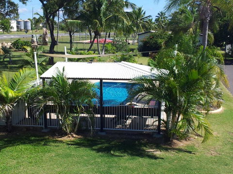 Bowen Arrow Motel - Great Ocean Road Tourism 1