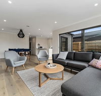 Brand New and Beautiful - Rosebud Holiday Home - Great Ocean Road Tourism
