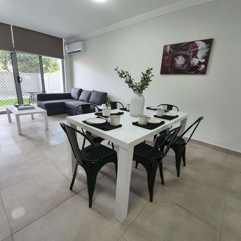 Brand New Apartment In Prime Location In Penrith - Great Ocean Road Tourism 1