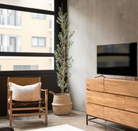 BRAND NEW BOUTIQUE WAREHOUSE 2BR APT KING BEDS KINGSTON in CANBERRA - Great Ocean Road Tourism
