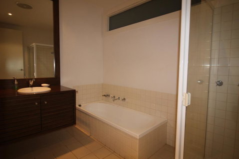 Breakers Holiday House - Great Ocean Road Tourism 1