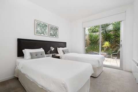 Brighton Bay Apartments - Great Ocean Road Tourism 3