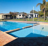 Broadwater Beach Cottage with WiFi - Great Ocean Road Tourism