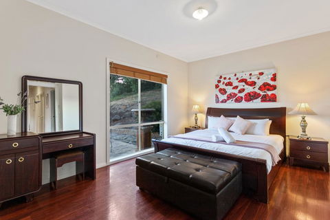 Bulla Hill Villas - Melbourne Airport - Great Ocean Road Tourism 3