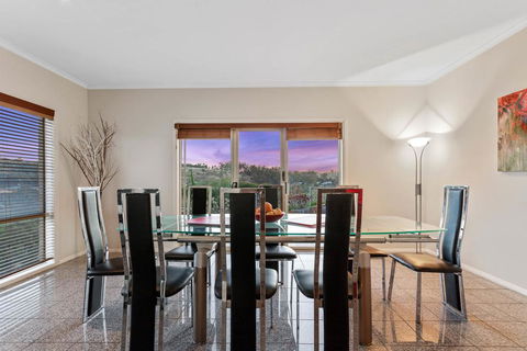 Bulla Hill Villas - Melbourne Airport - Great Ocean Road Tourism 2