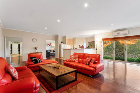 Bulla Hill Villas - Melbourne Airport - Great Ocean Road Tourism 0