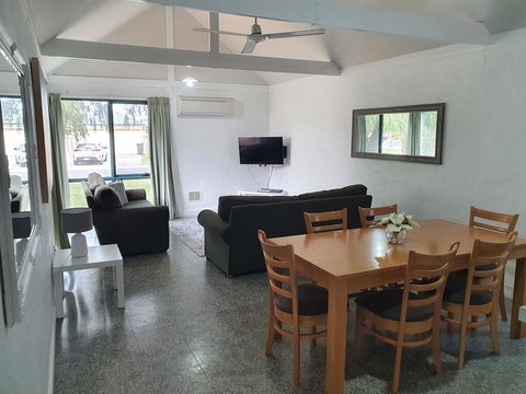 Busselton Holiday Units - Great Ocean Road Tourism 1