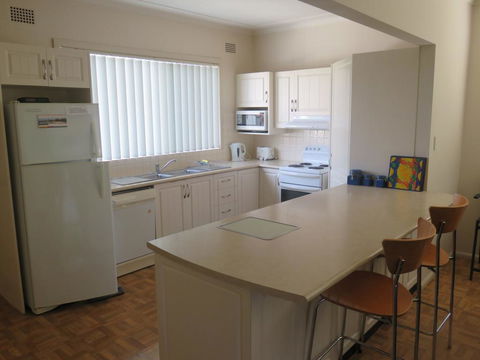 Cabenay 3 - VIEWS ACROSS THE PARK - Great Ocean Road Tourism 3