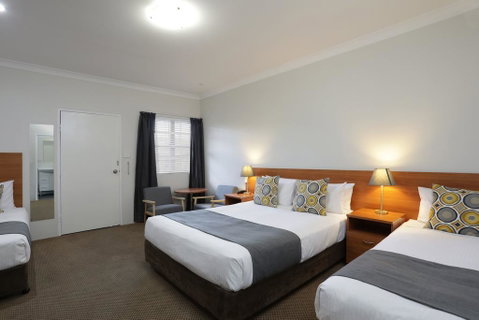Cadman Motor Inn And Apartments - Great Ocean Road Tourism 2