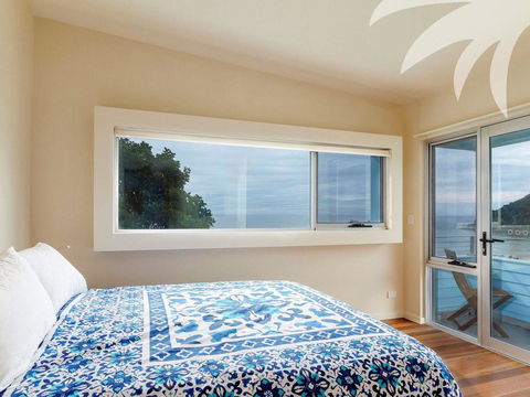 Cair Paravel At Seal Rocks - Great Ocean Road Tourism 1