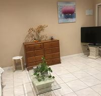 Cairnlea St Albans Townhouse - Great Ocean Road Tourism