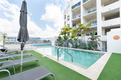 Cairns City Apartments - Great Ocean Road Tourism 2