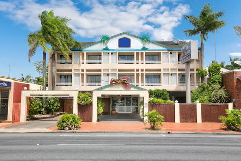 Cairns City Sheridan - Great Ocean Road Tourism 3