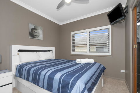 Calypso, Unit 5 - The Entrance - Great Ocean Road Tourism 3