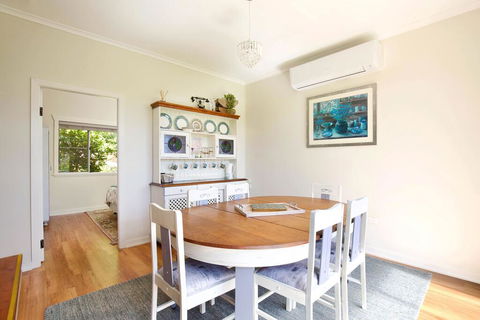 Camellia Cottage - Great Ocean Road Tourism 3