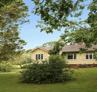 Canary Cottage - fresh clean simple  comfortable - Great Ocean Road Tourism