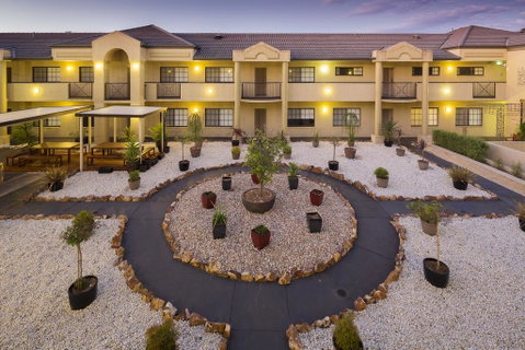 Canberra Parklands Central Apartment Hotel - Great Ocean Road Tourism 2