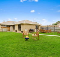 CAPEL Family Home large yard close to beach - Great Ocean Road Tourism