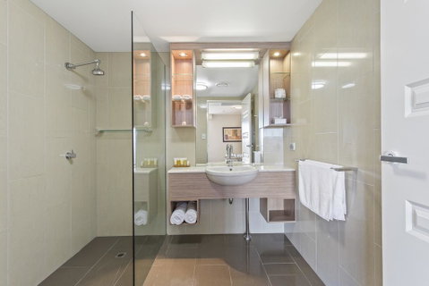 CBD Executive Apartments - Great Ocean Road Tourism 0