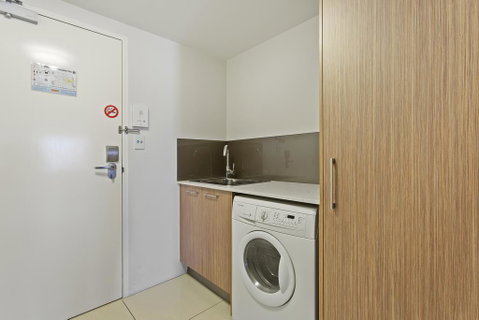 CBD Executive Apartments - Great Ocean Road Tourism 1