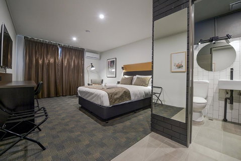 CBD Motor Inn - Great Ocean Road Tourism 0