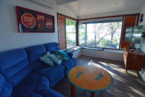 CDC-625 Beach House Incl.rear 2BR Studio - Great Ocean Road Tourism 2
