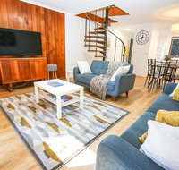 Cedar Holiday Units - Apartment 5 - Great Ocean Road Tourism