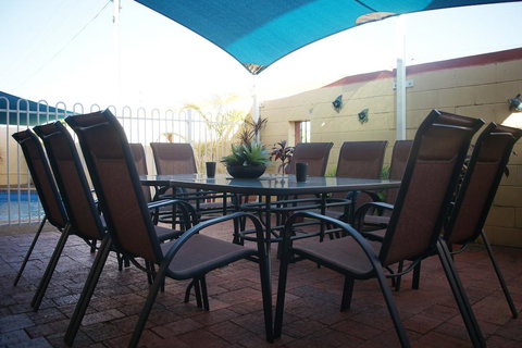 Cedar Lodge Motel - Great Ocean Road Tourism 3