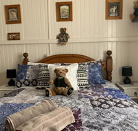 Cherry Blossom Cottage - Great Ocean Road Tourism