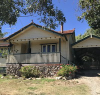 Cherry Blossom Cottage - Beechworth-Getaways - Great Ocean Road Tourism